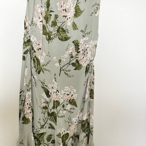 Reformation Dresses & Skirts - Reformation Green and White Floral Dress